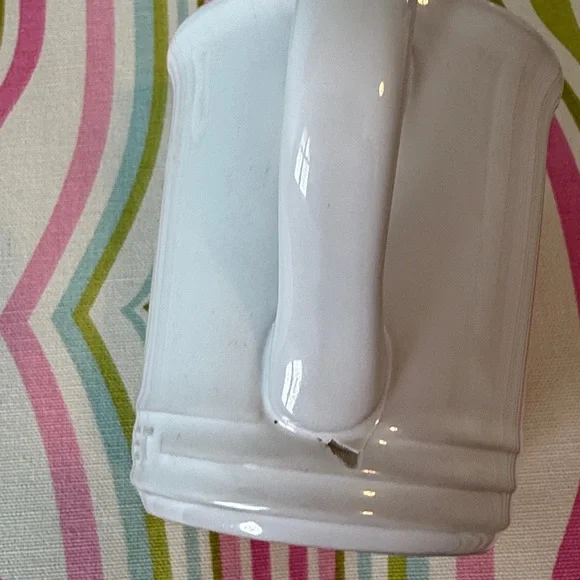 Set of 4 Le Creuset Classic White Mugs - Picture 4 of 6